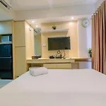 Exclusive Studio At The Oasis Cikarang Apartment By Travelio